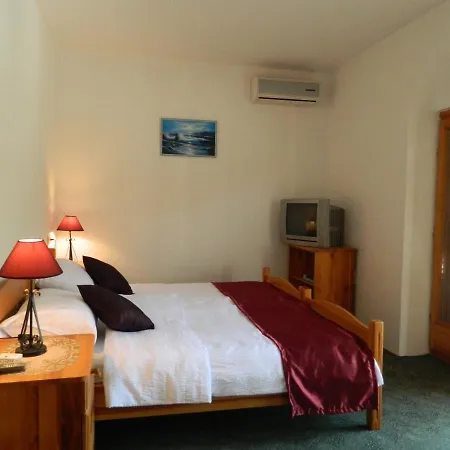Motel Jelcic 3*