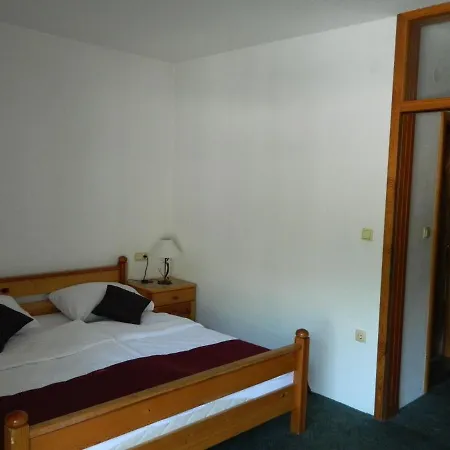 Motel Jelcic 3*